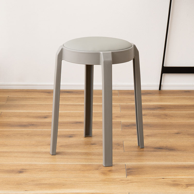 優しい色味と合皮の組み合わせが魅力的なスツール スタッキング可能