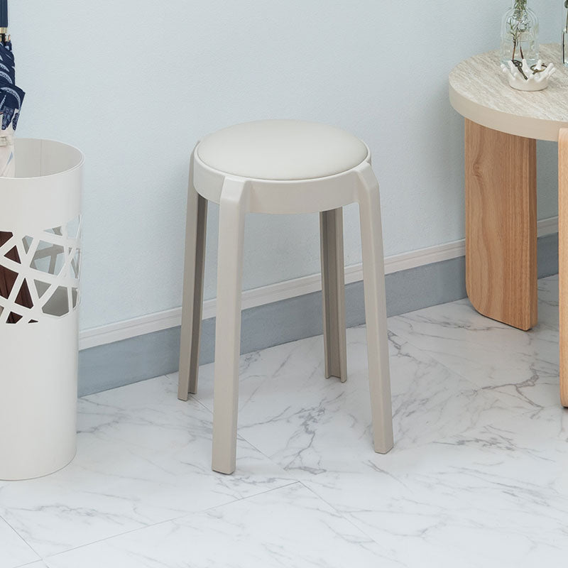 優しい色味と合皮の組み合わせが魅力的なスツール スタッキング可能