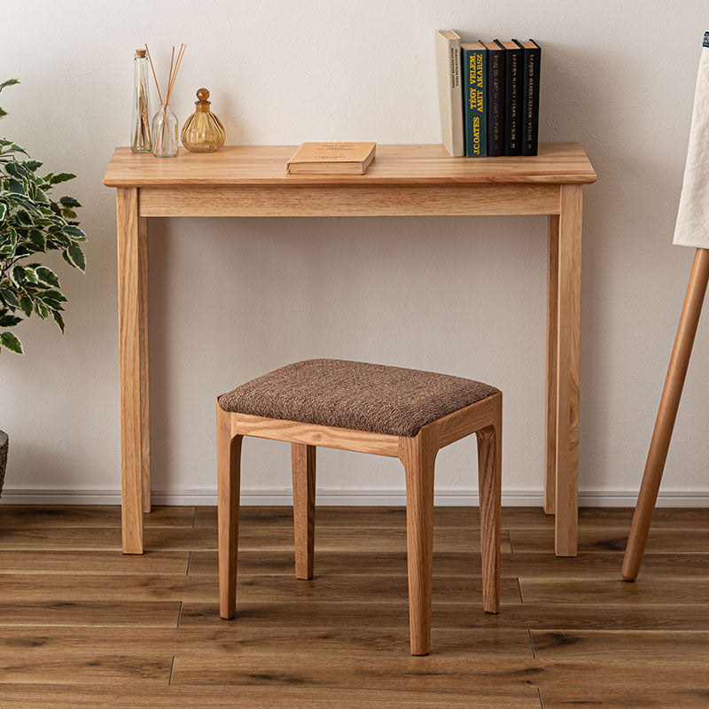 ナチュラルスツール レッドオークの色合いに手触りのいい混色のファブリック生地