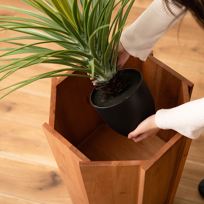 植物を鉢のまま入れるだけウッドプランターL