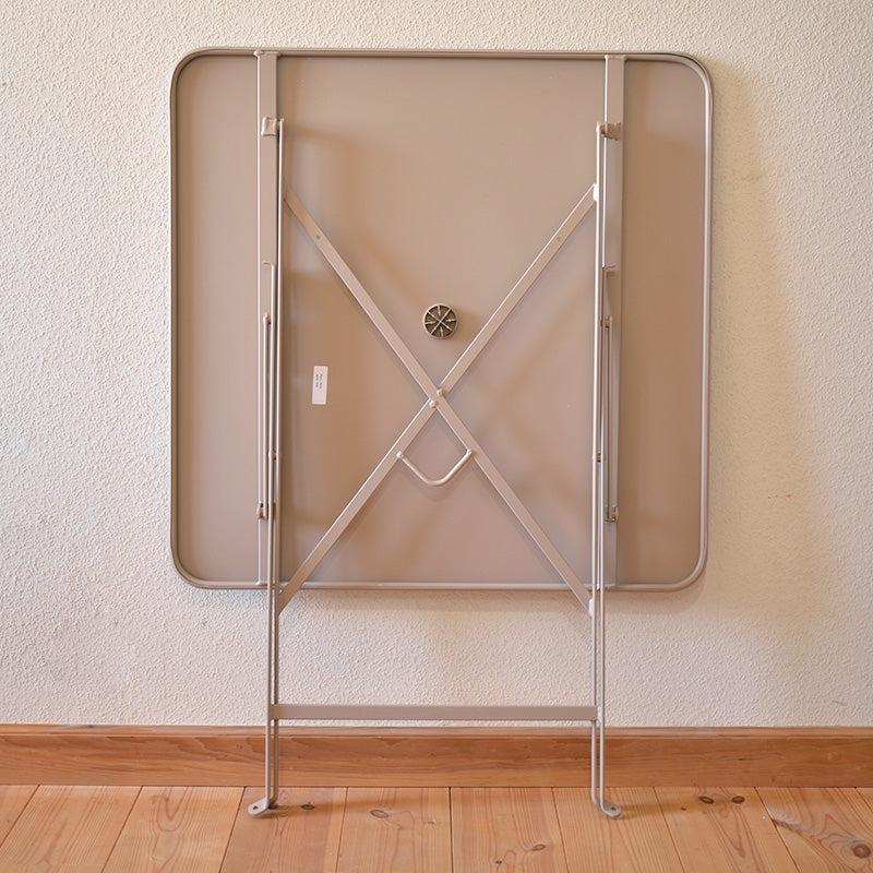 Fermob Bistro Table Large - フェルモブ ビストロ スクエアテーブル 正方形 71×71cm ガーデンテーブル