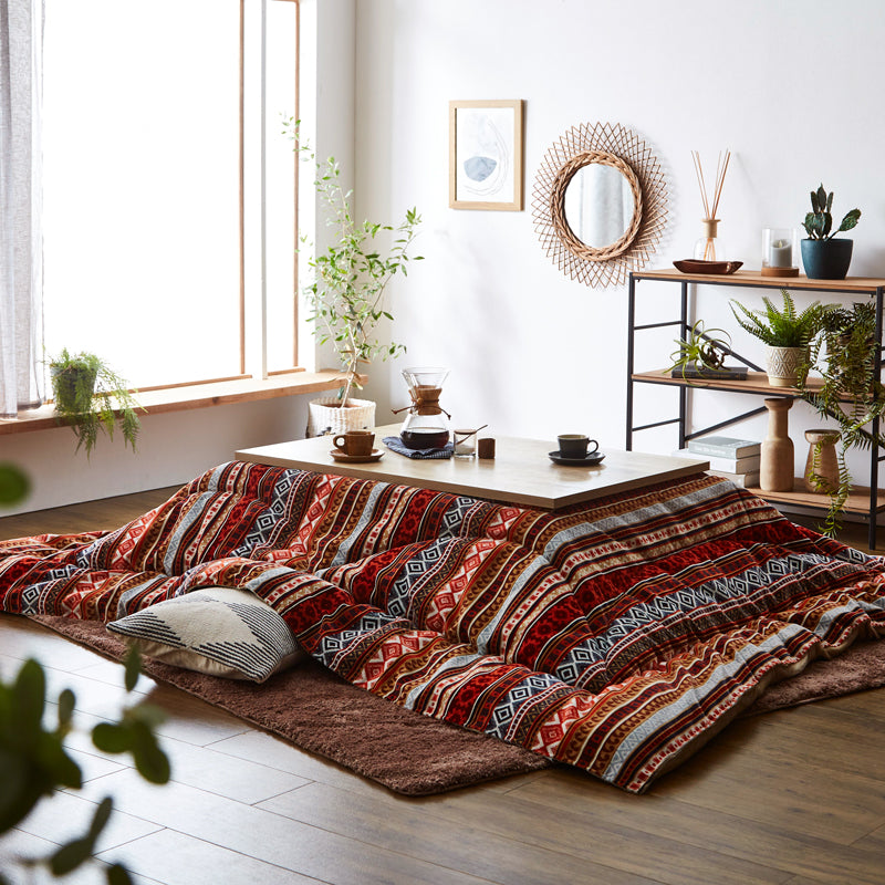 こたつ掛け布団　マナフィス トルコ製ジャガード織り生地使用素材
