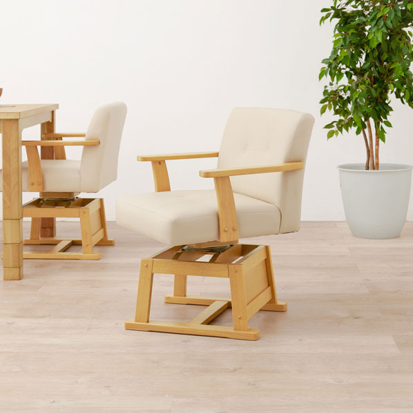 高さ調節が可能な回転式ダイニングチェア