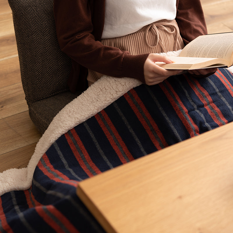 薄掛けこたつ布団 長方形 もこもこシープボアで熱を逃がさない 3色ストライプがおしゃれな高保温タイプ