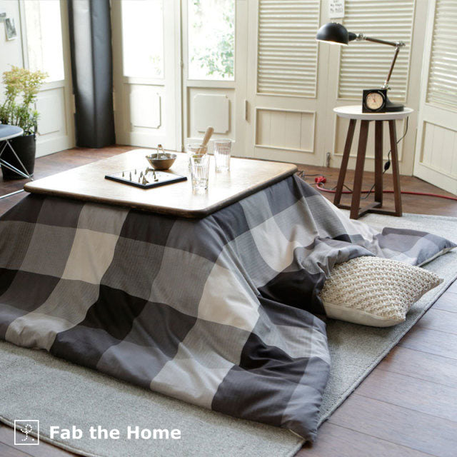 ネイビーが印象的なツイル織りのブロックチェックこたつ布団カバー キースリー【Fab the Home】