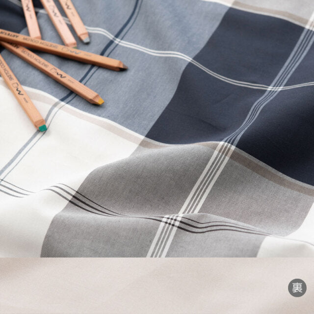 ネイビーが印象的なツイル織りのブロックチェックこたつ布団カバー キースリー【Fab the Home】