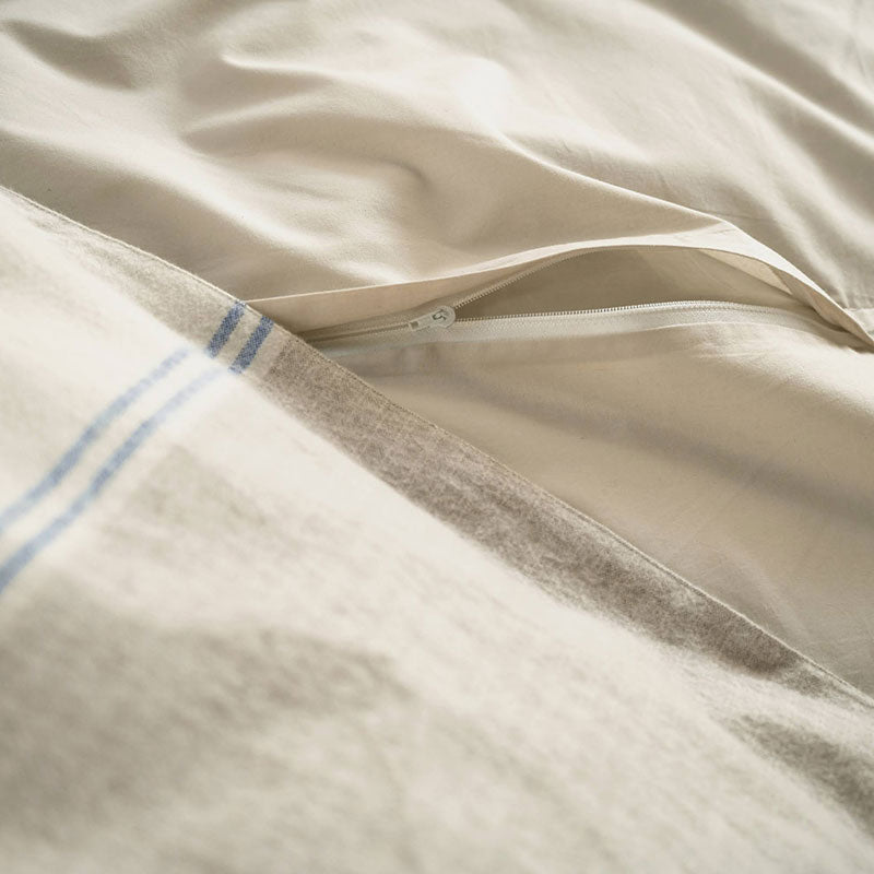 上品なストーン系にブルーが効いた先染めフランネルボーダーこたつ布団カバー レヴィ【Fab the Home】