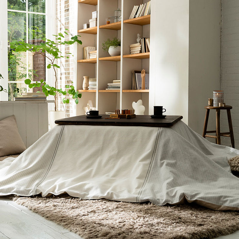 上品なストーン系にブルーが効いた先染めフランネルボーダーこたつ布団カバー レヴィ【Fab the Home】