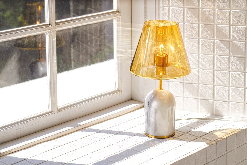 テーブルランプ Derta - デルテ