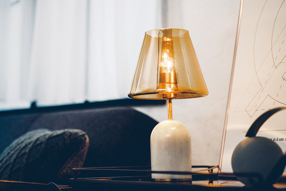 テーブルランプ Derta - デルテ