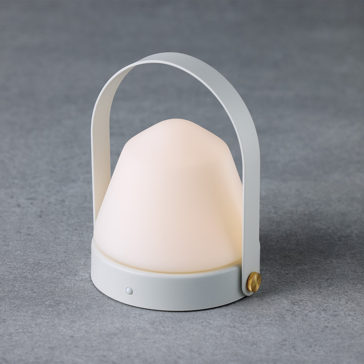 充電タイプのポータブルLED照明 Caravan-LED lantern