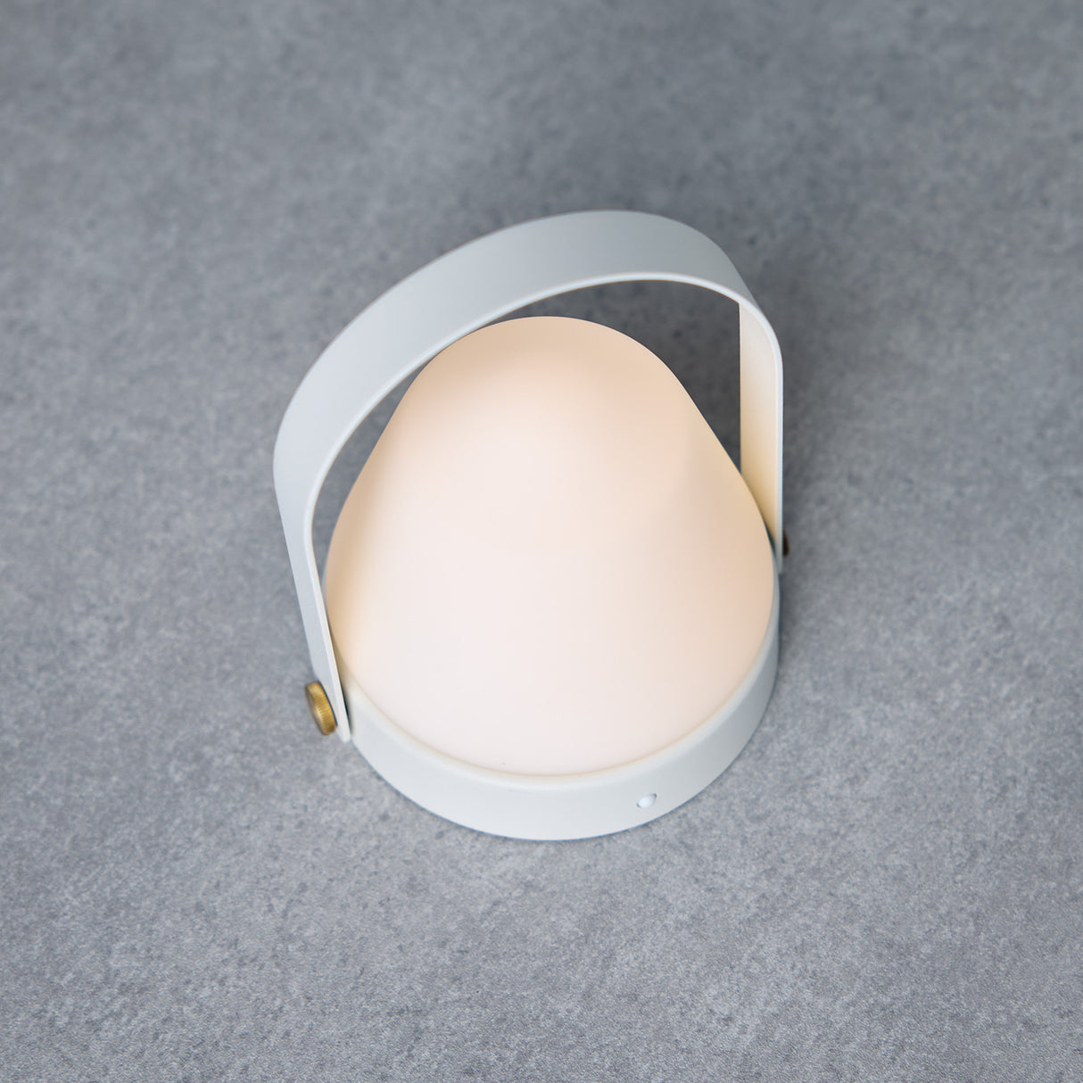 充電タイプのポータブルLED照明 Caravan-LED lantern