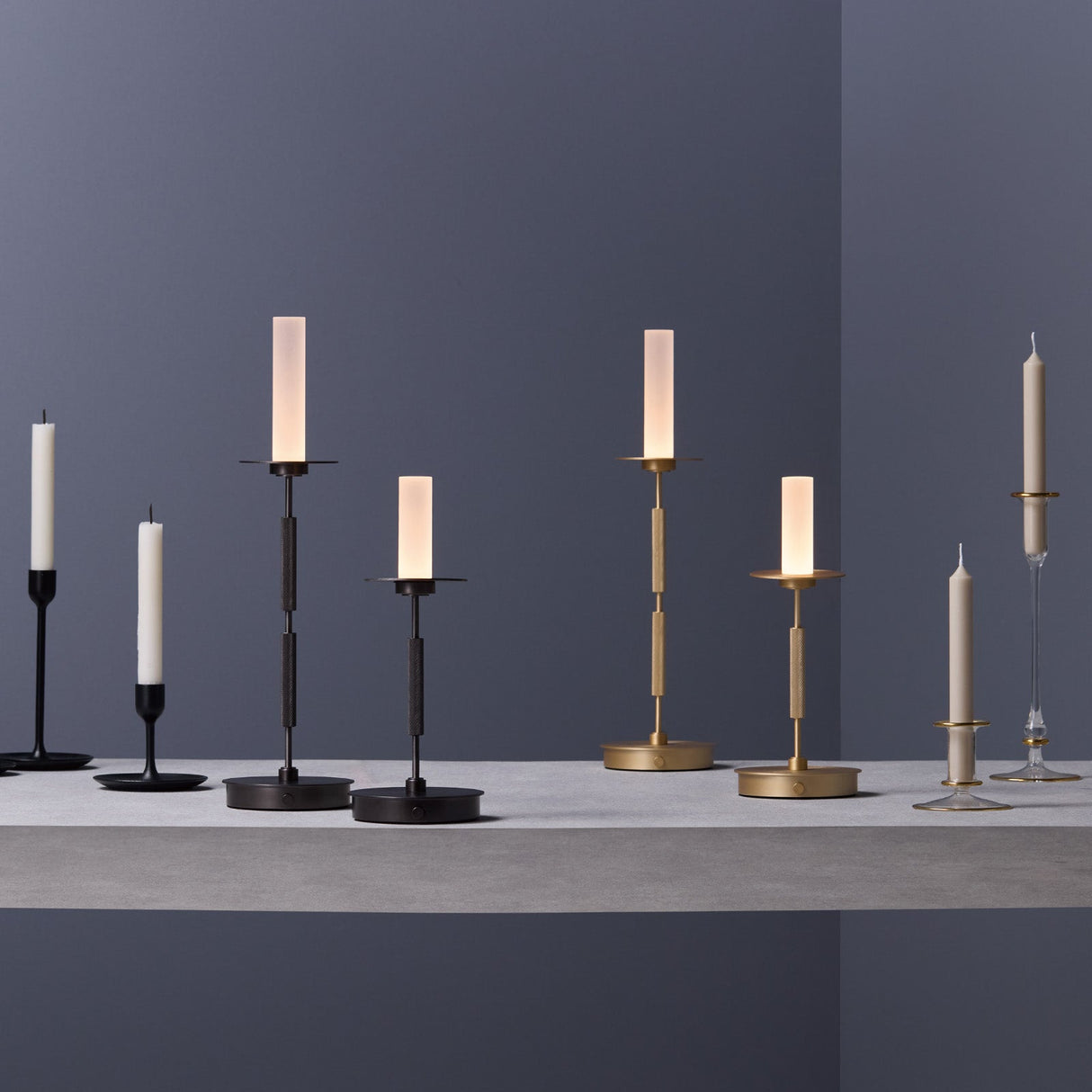 テーブルランプ Tempo LED-table lamp 充電タイプのポータブルLED照明