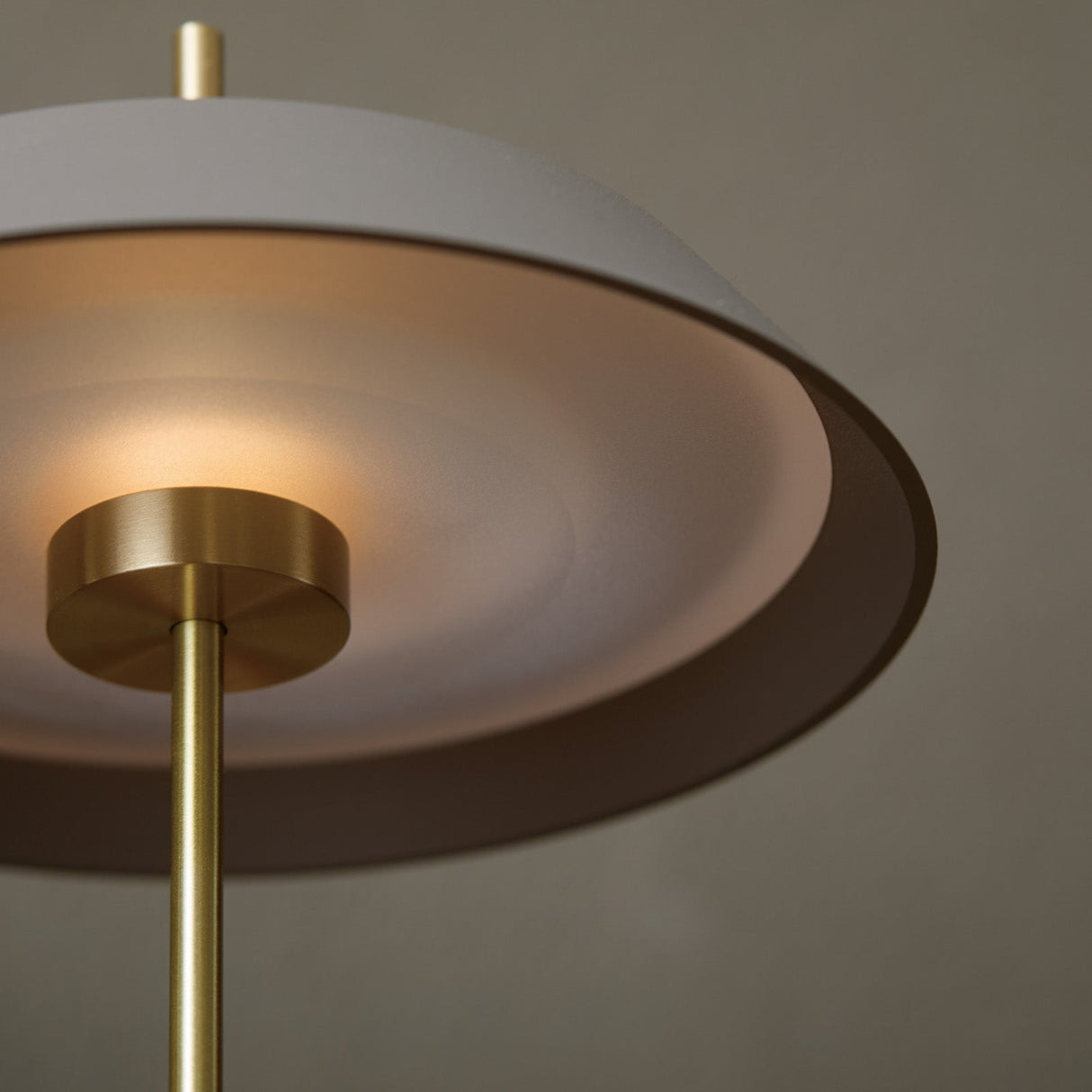 テーブルランプ Innocence LED-table lamp