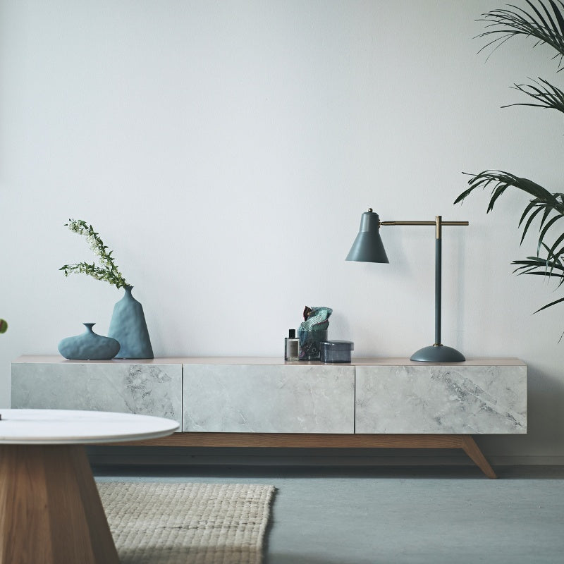 テーブルライト シンプルモダンなデザインで空間をおしゃれに演出