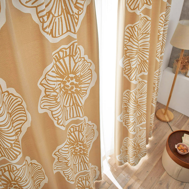 大輪の花を咲かせた北欧デザイン遮光2級カーテン 1枚入り