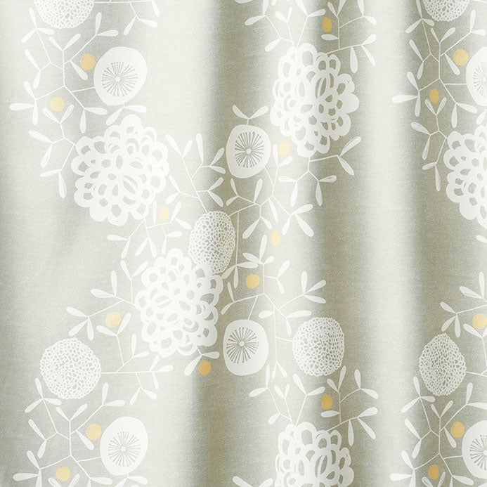 【サイズオーダー】リースを大きくあしらった北欧デザイン遮光2級カーテン 1枚入り