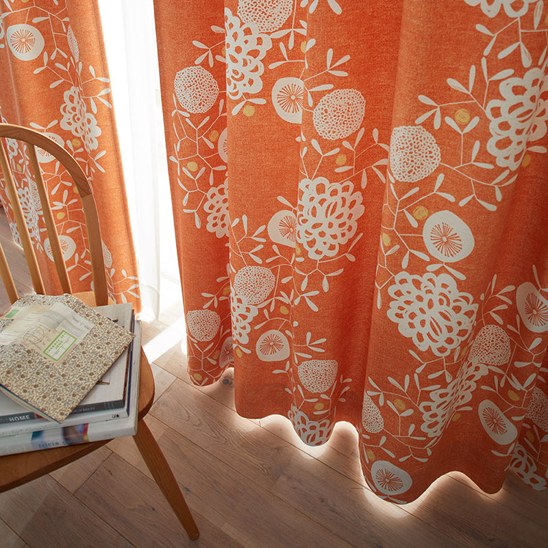 【サイズオーダー】リースを大きくあしらった北欧デザイン遮光2級カーテン 1枚入り