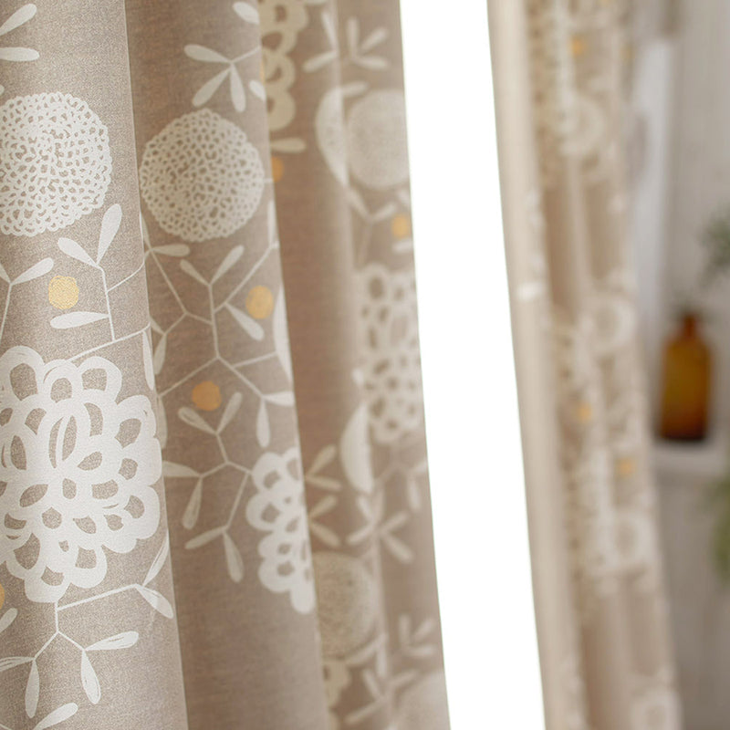 【サイズオーダー】リースを大きくあしらった北欧デザイン遮光2級カーテン 1枚入り