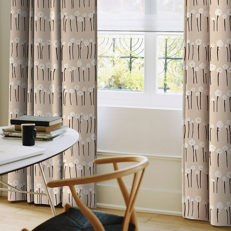 【サイズオーダー】一つ一つの形が異なる植物のボーダーデザイン遮光3級カーテン 1枚入り