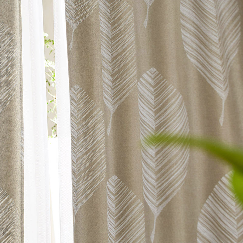 【サイズオーダー】一本一本丁寧に描いた線が集まり大きな葉っぱをデザインした遮光カーテン 1枚入り