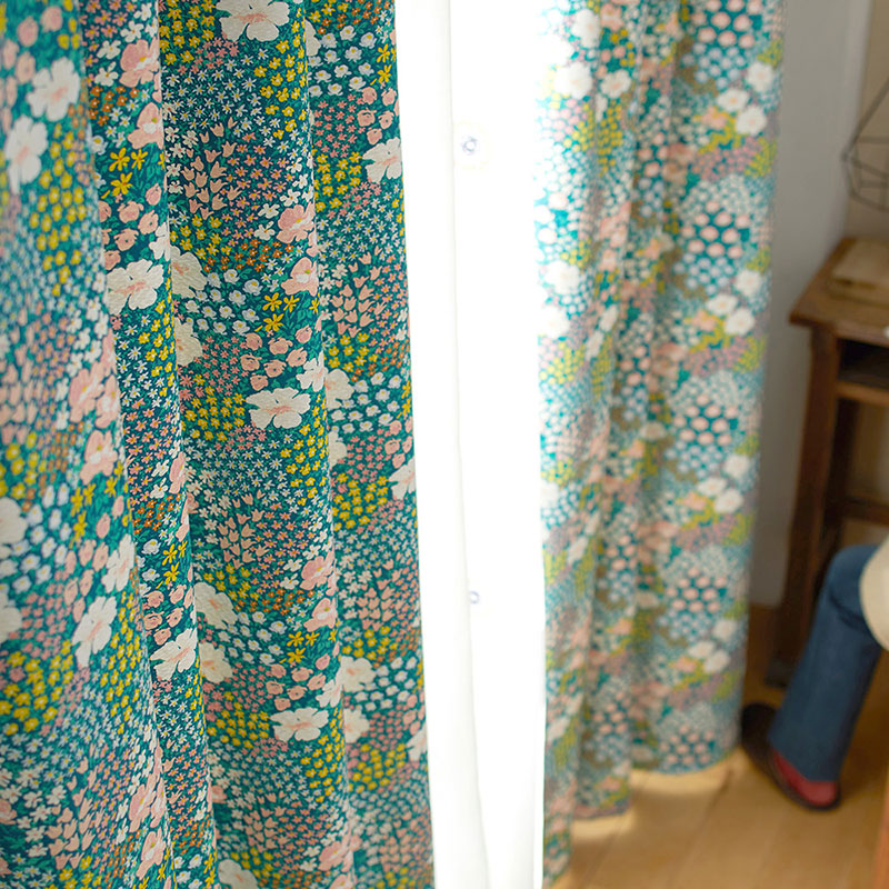 【サイズオーダー】水彩画で描かれたお花畑がお部屋を彩る北欧デザイン遮光2級カーテン 1枚入り