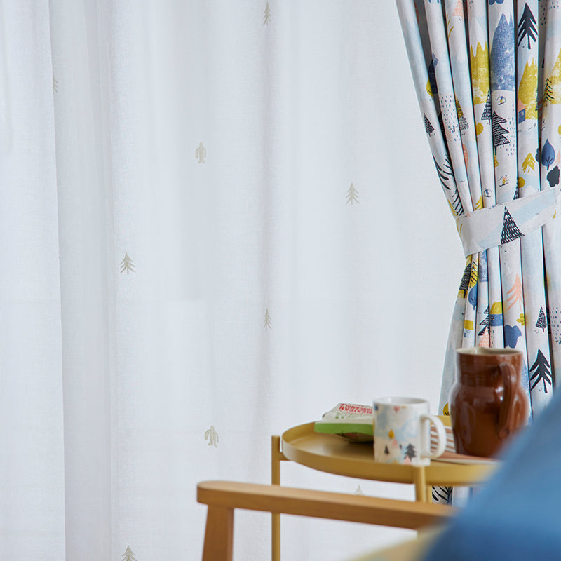 【サイズオーダー】針葉樹とユキヤマで暮らすイエティがモチーフのレースカーテン 1枚入り
