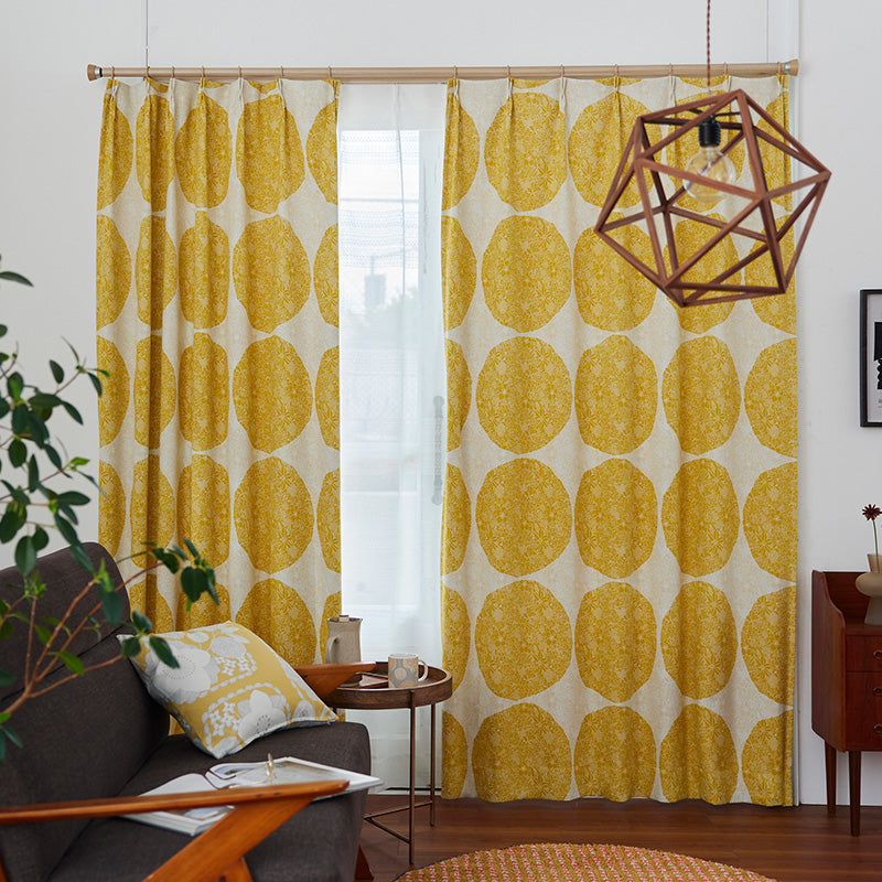 【サイズオーダー】キャッチーなビッグドット柄に植物を描いた優しい印象の遮光カーテン 1枚入り