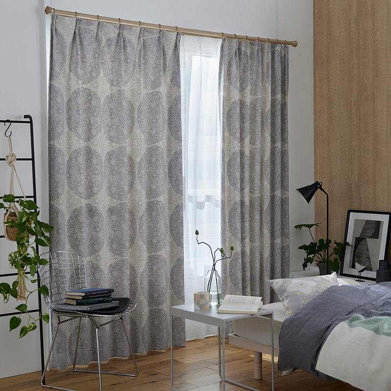 【サイズオーダー】キャッチーなビッグドット柄に植物を描いた優しい印象の遮光カーテン 1枚入り