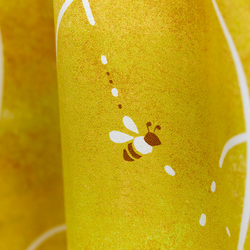 【サイズオーダー】水彩調の花畑で飛び回る愛らしいミツバチの遮光カーテン 1枚入り