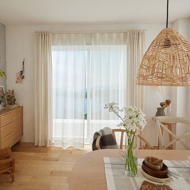 【サイズオーダー】ラミー調の細糸を編み込んだナチュラルなストライプ柄レースカーテン