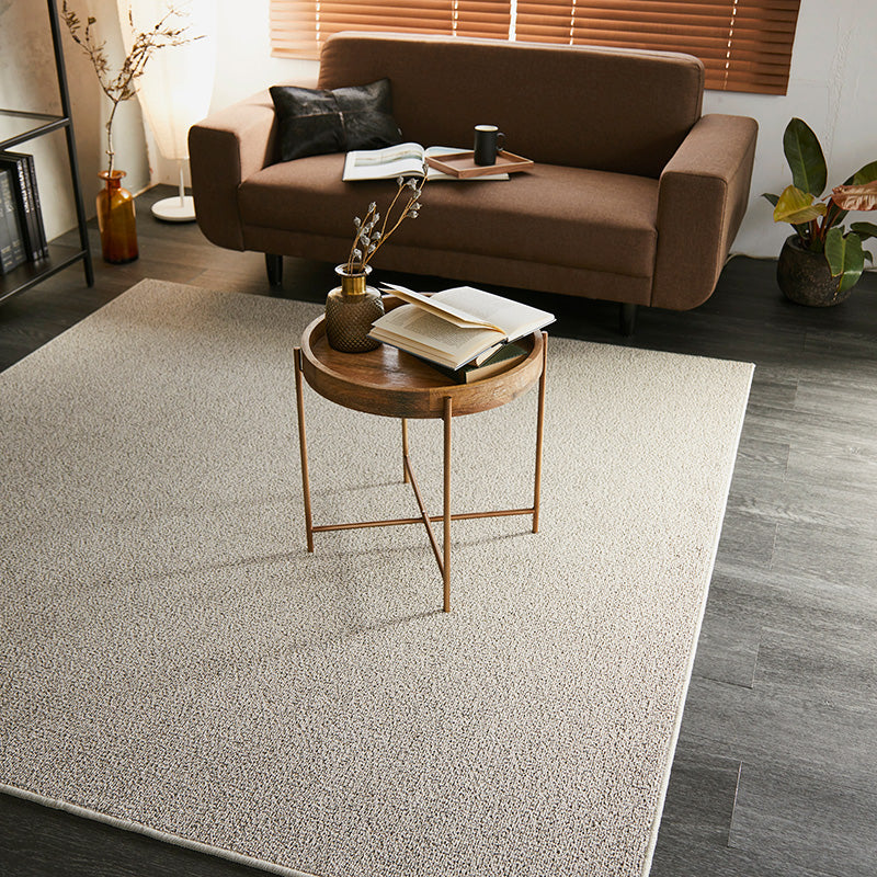 ホテルカーペットの耐久性とベース糸に色をプラスして深みを表現したラグ フォルテラグ