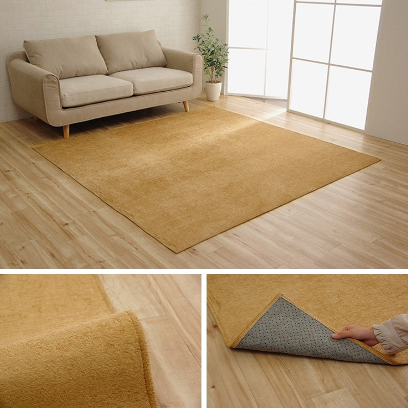 遊び毛が出にくいシェニール糸を使用した無地のラグ