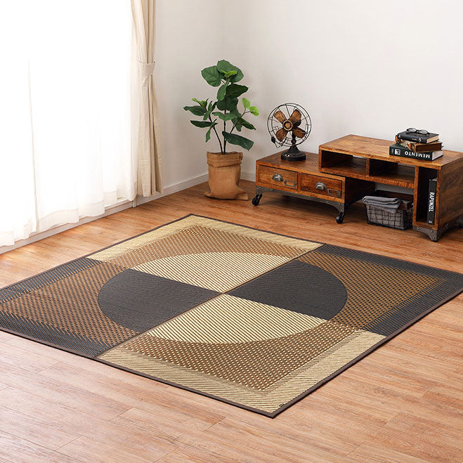 国産い草ラグ 月光 裏貼り加工 中央に大きな円が描かれたシンプルで大胆なデザイン