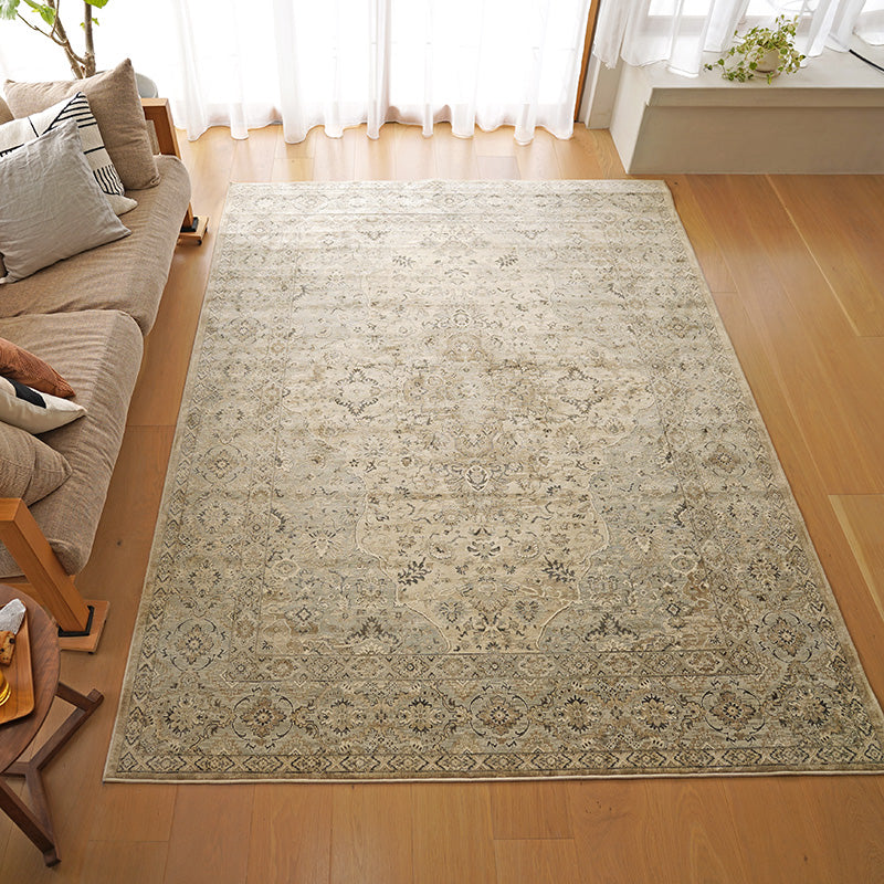 優れた耐久性と滑らかな手触りを兼ね備えたベルギー製モケットラグ ブルッセ