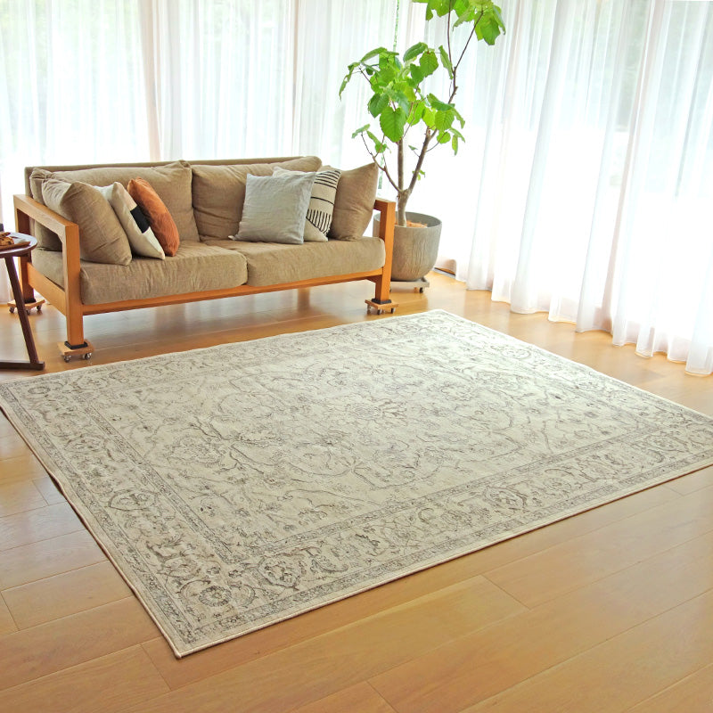 優れた耐久性と滑らかな手触りを兼ね備えたベルギー製モケットラグ ブルッセ