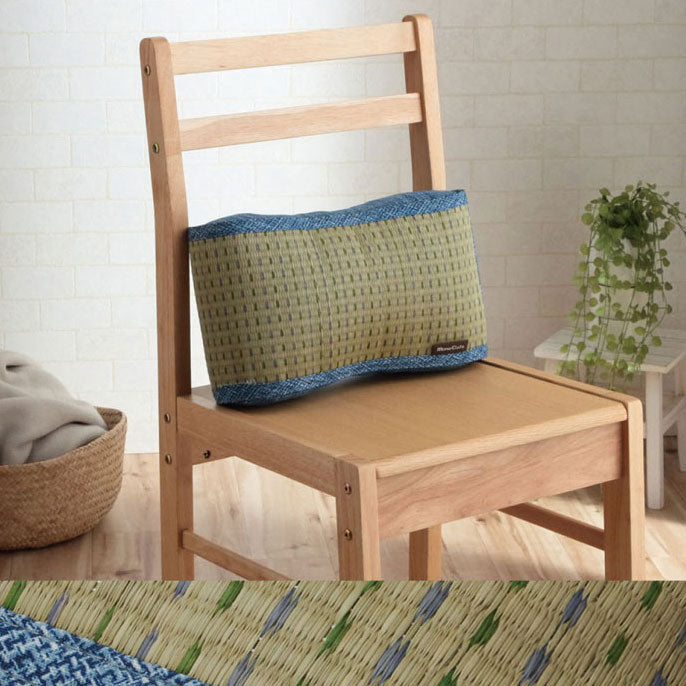 すっきりとしたドット柄のおしゃれない草のフィットクッション