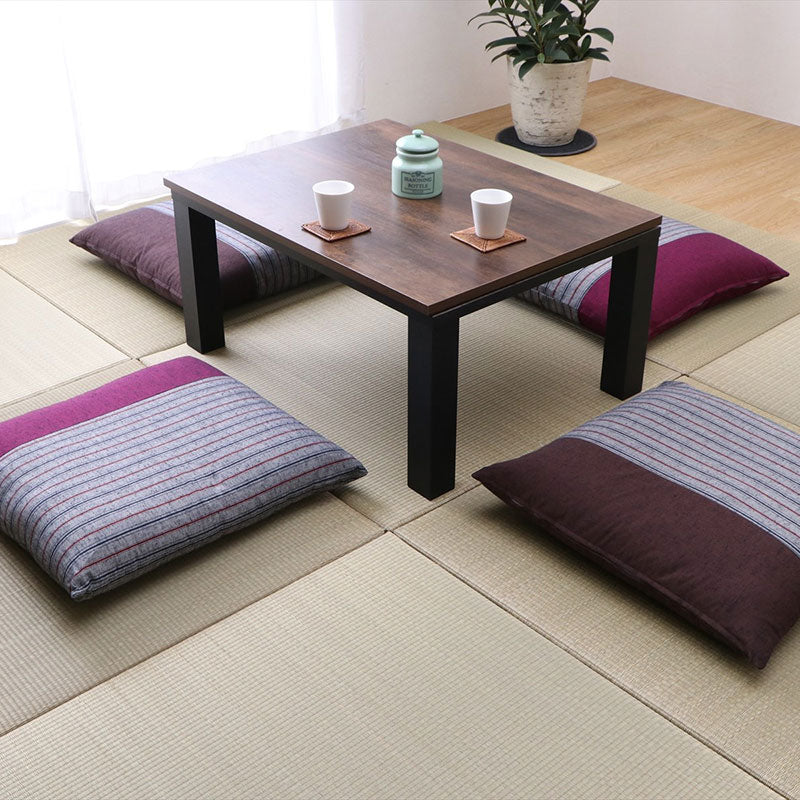 独特の味わいのある久留米織りを使った和風デザインの座布団 筑後