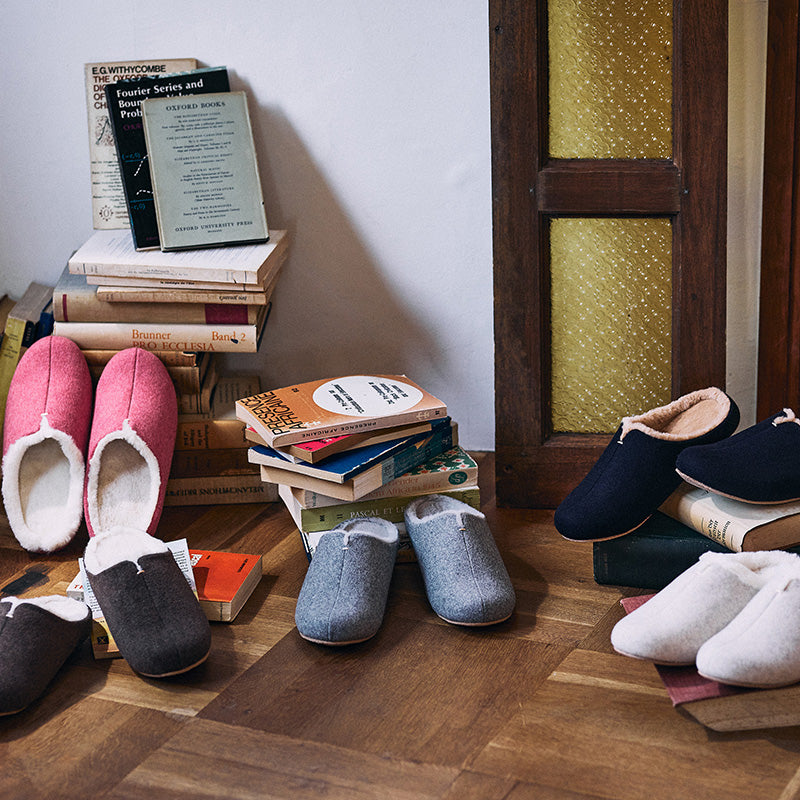 柔らかなカラーとボアで寒い日に素足でも履ける room's Sheep ルームズシープ