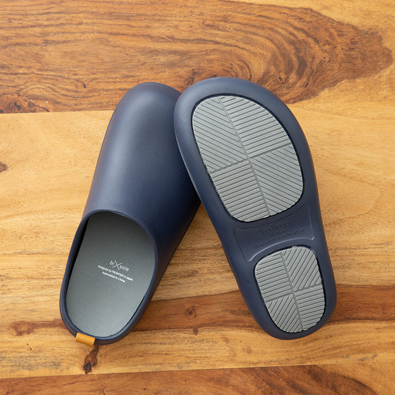 bi×sole バイソール シンプルなデザインで街にも溶け込む都会の「ツッカケ」サンダル