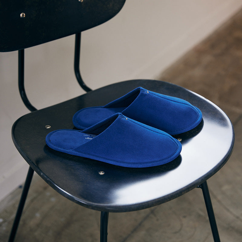 room's easyWASH × Ultrasuede® 洗濯機で丸洗いができるスリッパ