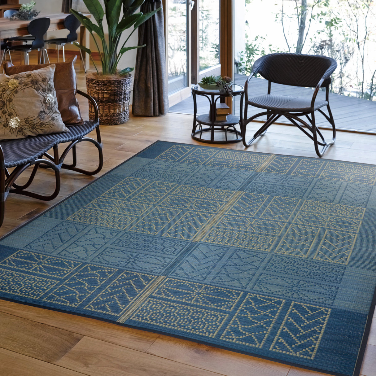 幾何柄と高級感を表現したい草ラグ 伊勢型紙の繊細な柄を表現 伊勢 裏貼り