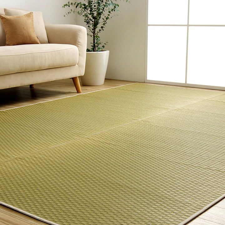 織りで市松柄を表現したシンプルなデザインの国産い草ラグ 滑り止め加工付き ラグサイズ