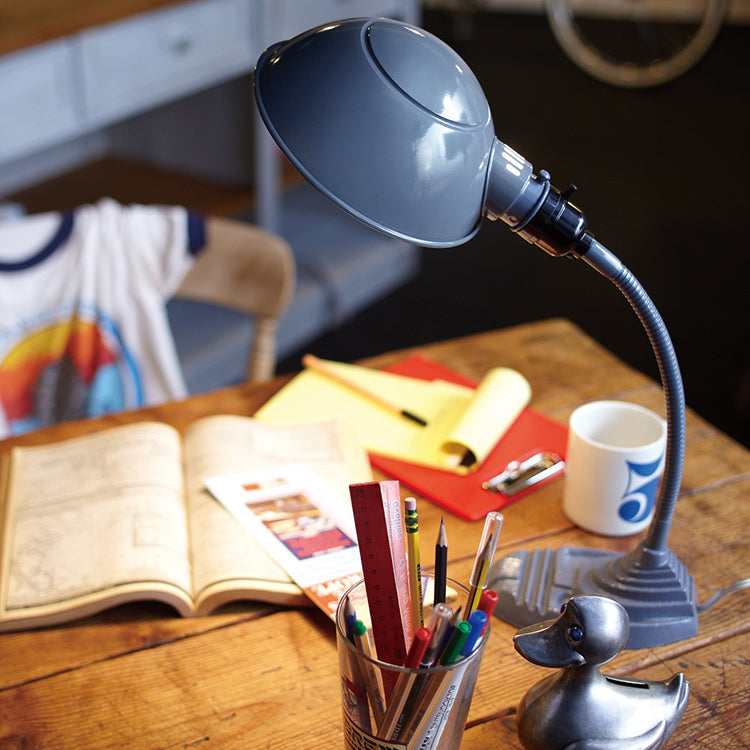 デスクライト Old school-desk lamp オールドスクールデスクランプ 照明 ライト – Good Decors