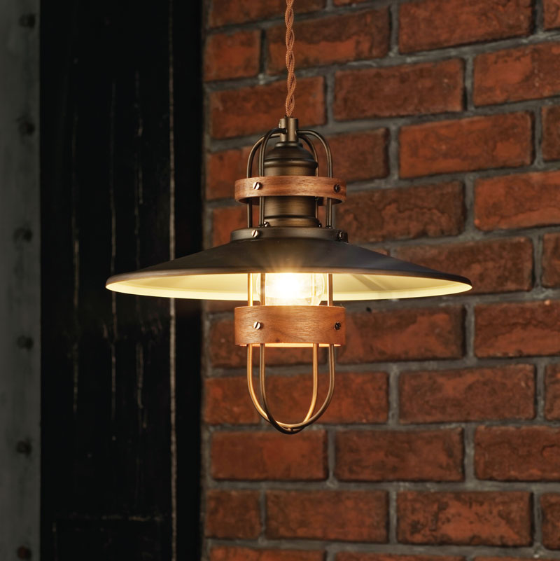 ペンダントライト Finhaut - フィノー スチールとウッドを組み合わせたノスタルジックな佇まい