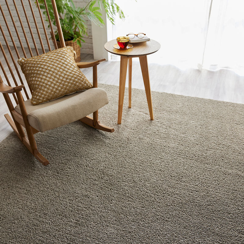 どんなお部屋にも合わせやすい洗える無地のラグ Sol - ソル