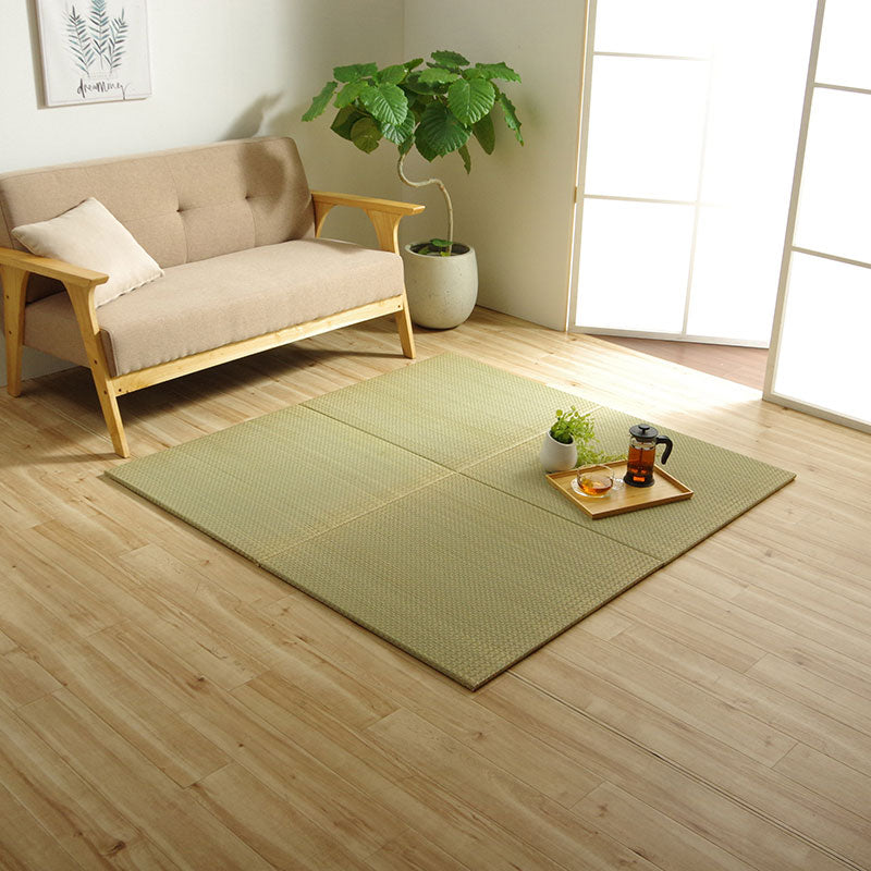 九州産い草の置き畳 フローリングに置くだけで懐かしい畳の香り 厚み約15mmの3層構造