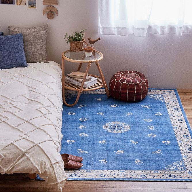 シノワズリデザインのプリントラグ 短毛でやわらかくオールシーズン快適 ミュゲ