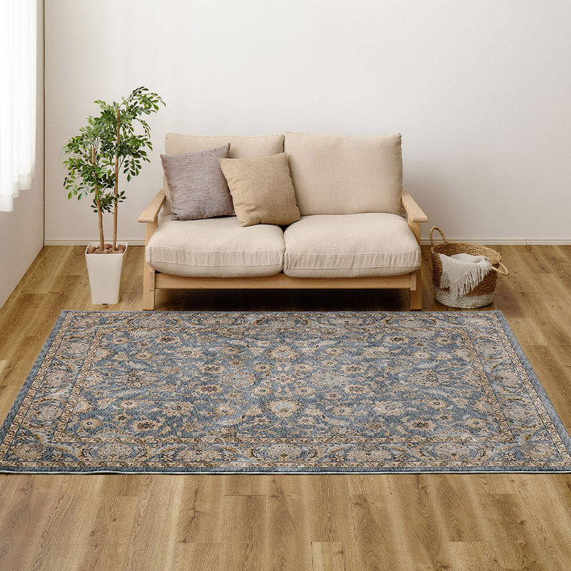 クラシカルなペルシャ調デザインをベースにしたウィルトンラグ