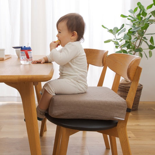 キッズ子供用のお食事クッション 3段階の高さ調節ができる イブル 38×38×9cm